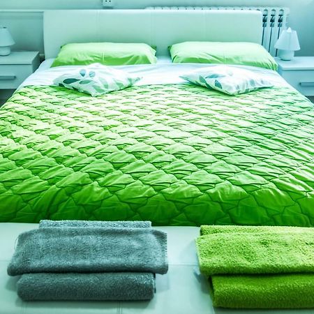 Apartment Pluvia Осиек Экстерьер фото