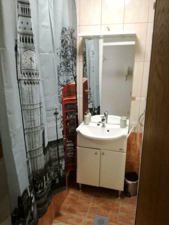 Apartment Pluvia Осиек Экстерьер фото
