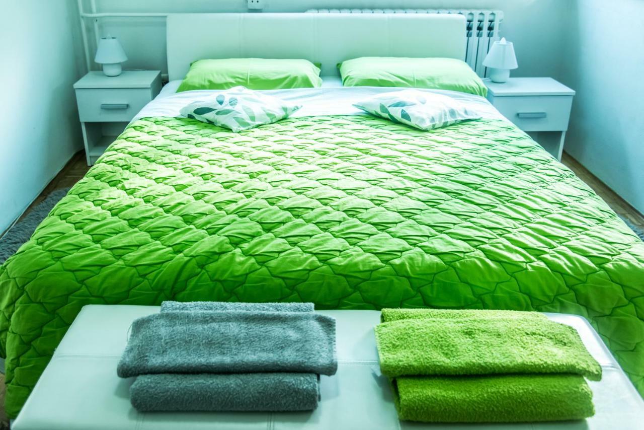 Apartment Pluvia Осиек Экстерьер фото